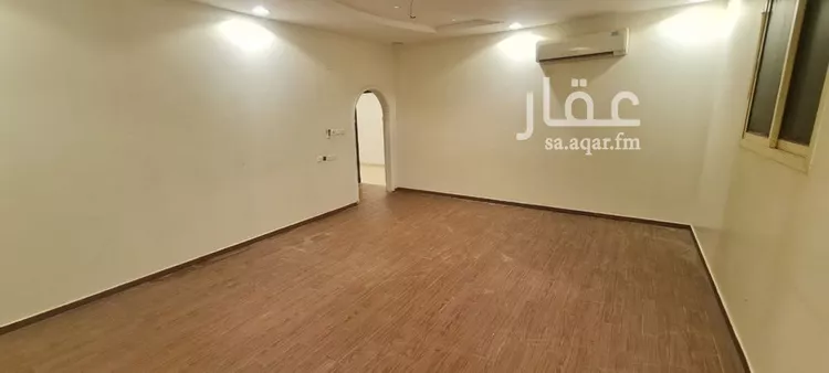 فيلا للإيجار في شارع محمد البوسيفي, حي العوالي, مدينة الرياض, منطقة الرياض 11