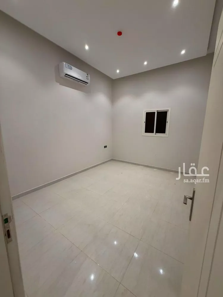 عمارة للإيجار في شارع السيل الكبير, حي المهدية, مدينة الرياض, منطقة الرياض 10