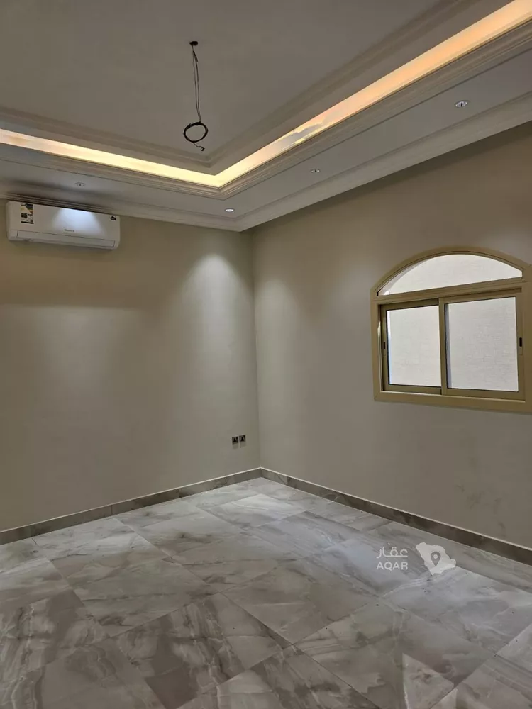 شقة للإيجار في شارع محمد بن عبدالرحمن بن إسحاق آل الشيخ, حي القيروان, مدينة الرياض, منطقة الرياض 5