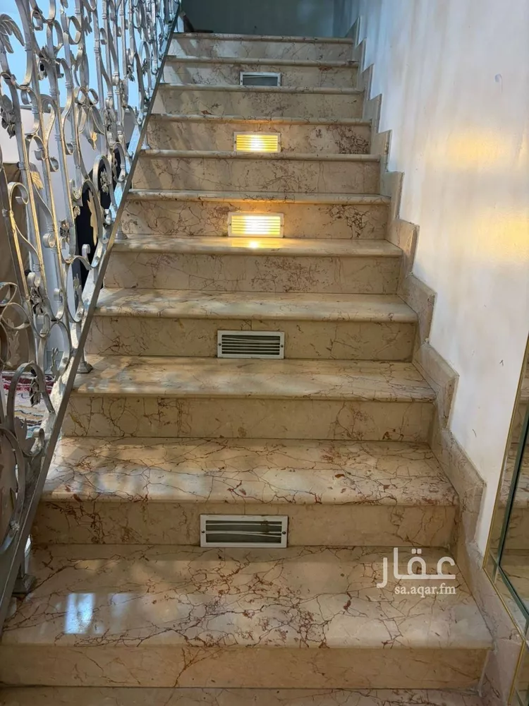 Villa for Sale in Riyadh Ash Shuhada 1 صورة