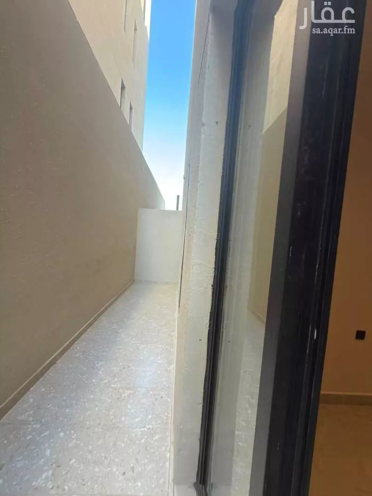 شقة للبيع في شارع ابو عبيدة عامر بن الجراح, حي الشعلة, مدينة الدمام, المنطقة الشرقية صورة 3