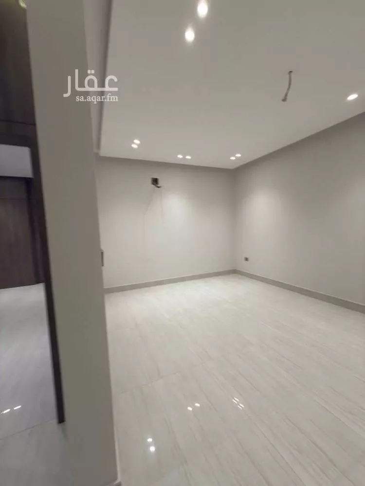 فيلا للبيع في شارع الأنوار, حي السيف, مدينة الدمام, المنطقة الشرقية 6