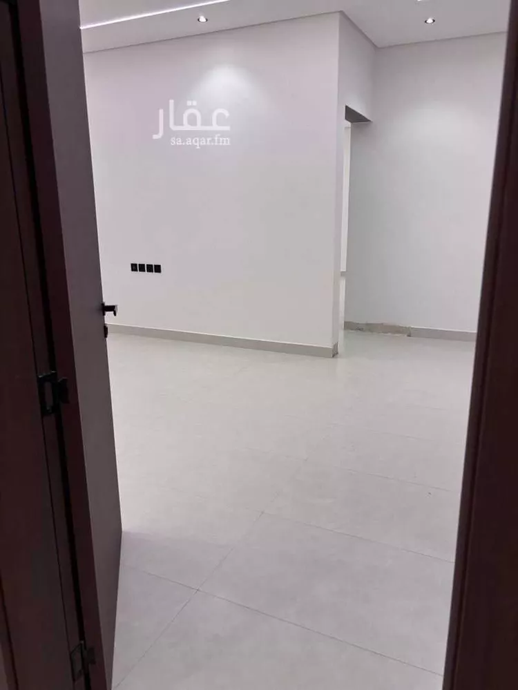 دور للبيع في شارع عاصم ابن خلف, حي الشفاء, مدينة الرياض, منطقة الرياض صورة 4