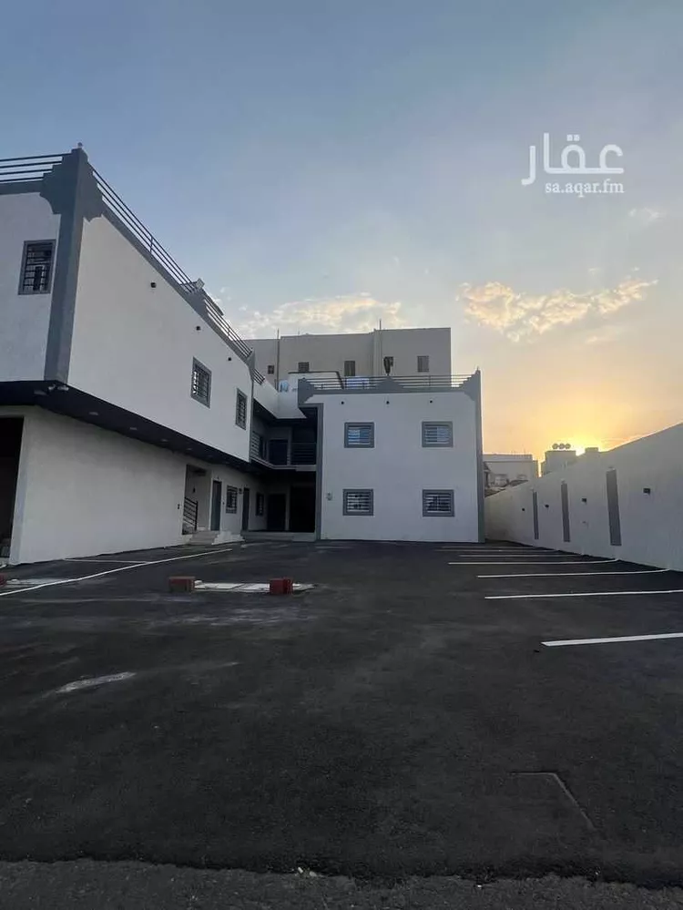 شقة للإيجار في شارع الردف ، المحالة ، منطقة عسير