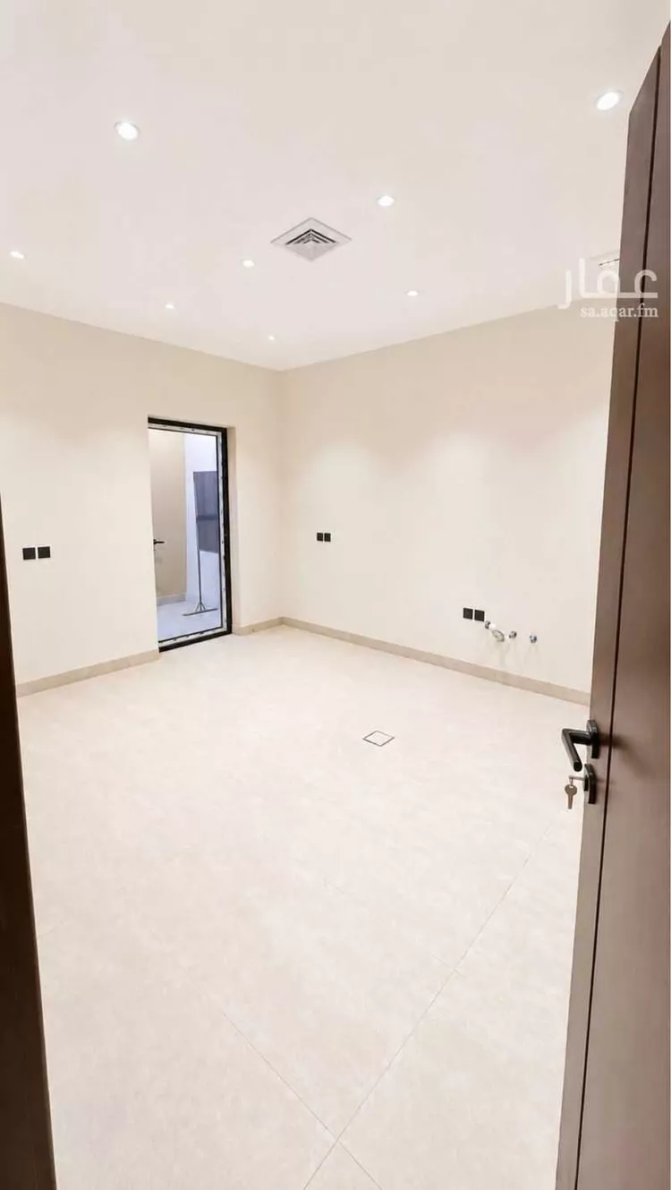 Villa for Sale in Riyadh Tuwaiq 12