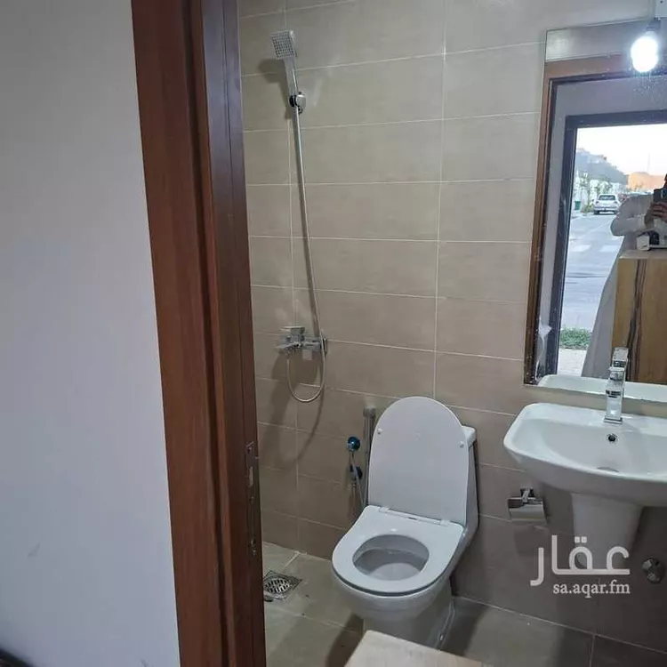 غرفة للإيجار في شارع عبدالعزيز الدميري ، حي مطار الملك خالد الدولي ، الرياض ، منطقة الرياض صورة 2