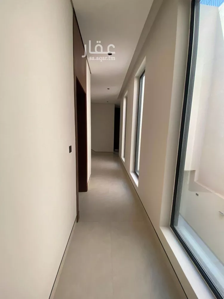 فيلا للبيع في شارع عمر عبدالرحمن حديث, حي المهدية, مدينة الرياض, منطقة الرياض صورة 4