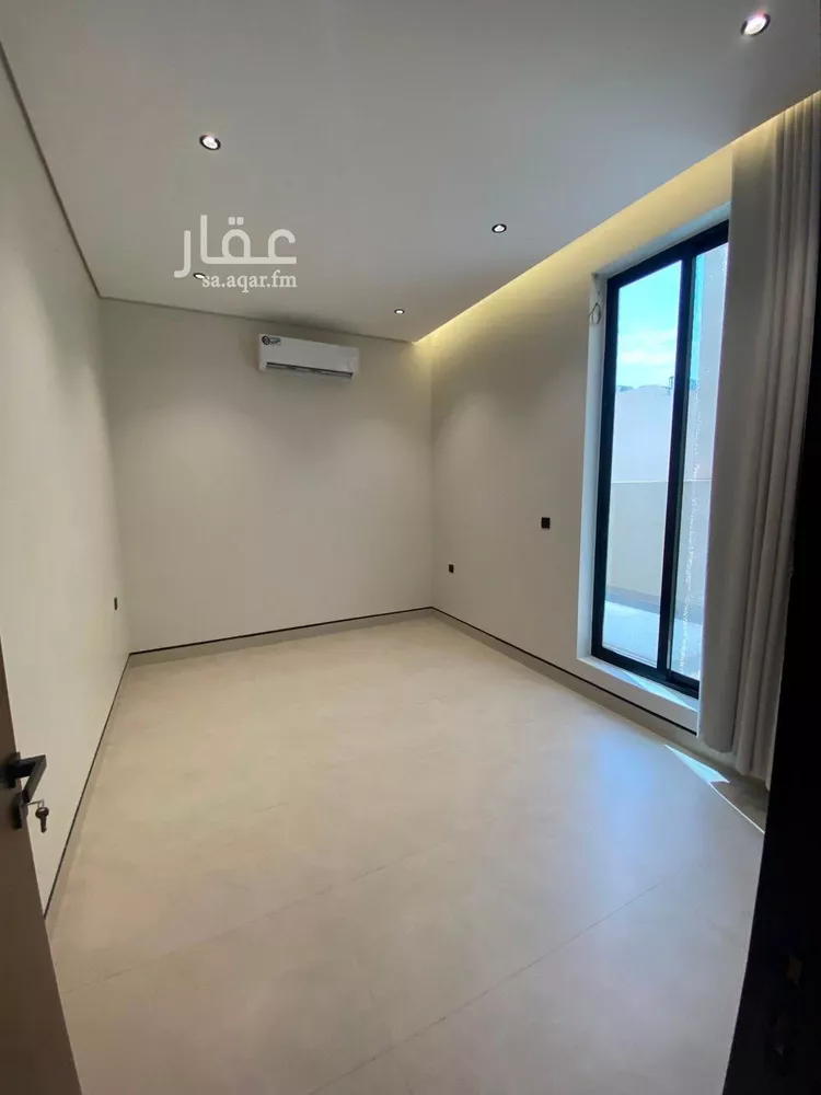 فيلا للبيع في شارع عمر عبدالرحمن حديث, حي المهدية, مدينة الرياض, منطقة الرياض 9