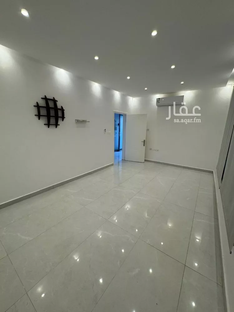 دور للبيع في شارع رقم 490, حي النرجس, مدينة الرياض, منطقة الرياض صورة 5