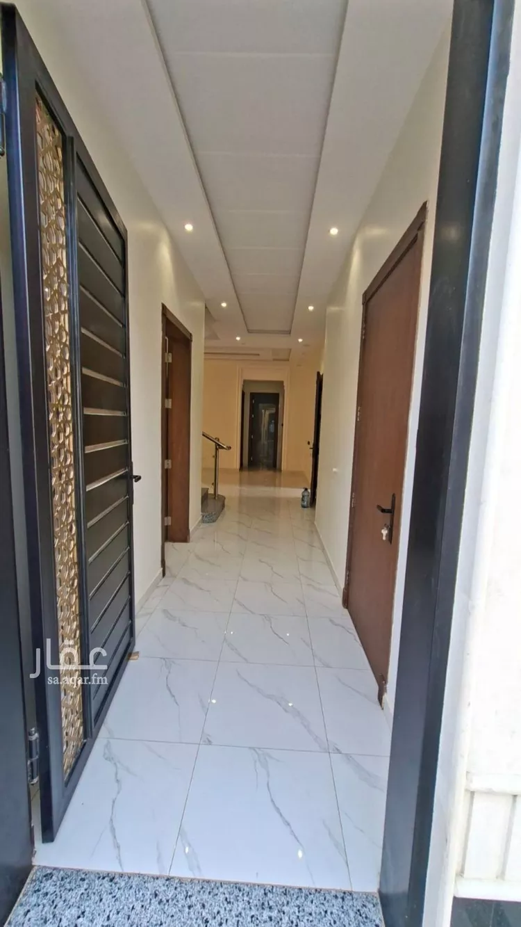 فيلا للبيع في شارع أبي سعيد الرومي, حي الدار البيضاء, مدينة الرياض, منطقة الرياض صورة 2
