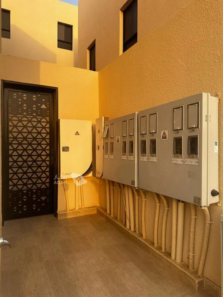 عمارة للبيع في شارع أبي يعلى الموصلي, حي طويق, مدينة الرياض, منطقة الرياض 15