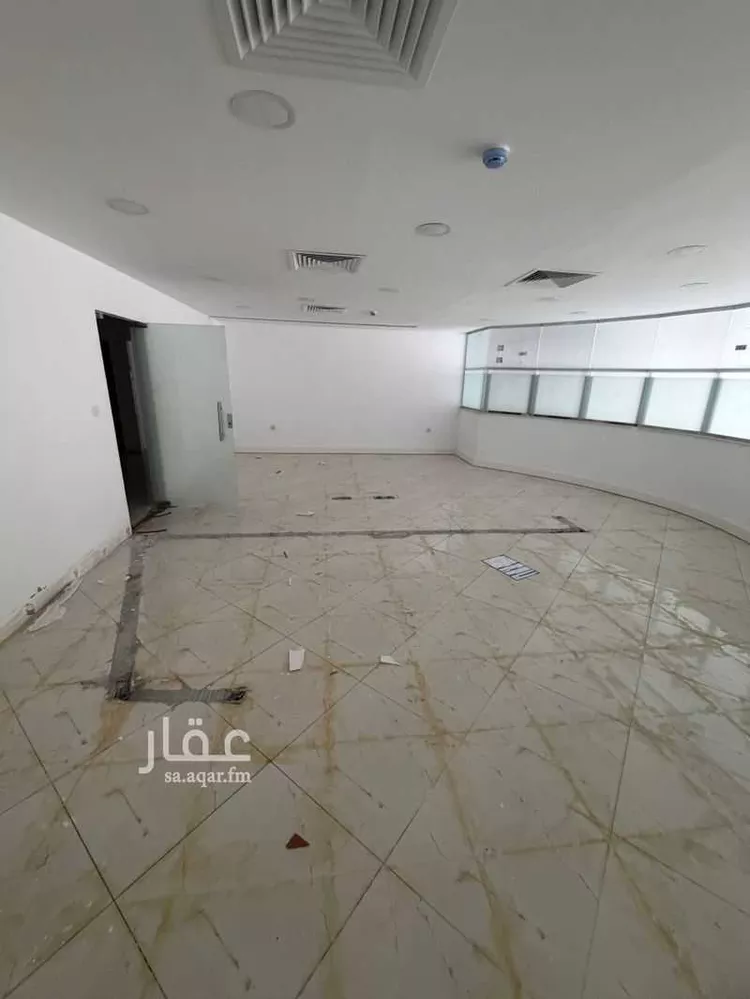 مكتب تجاري للإيجار في الطريق الدائري الشرقي الفرعي ، حي الربوة ، الرياض ، منطقة الرياض