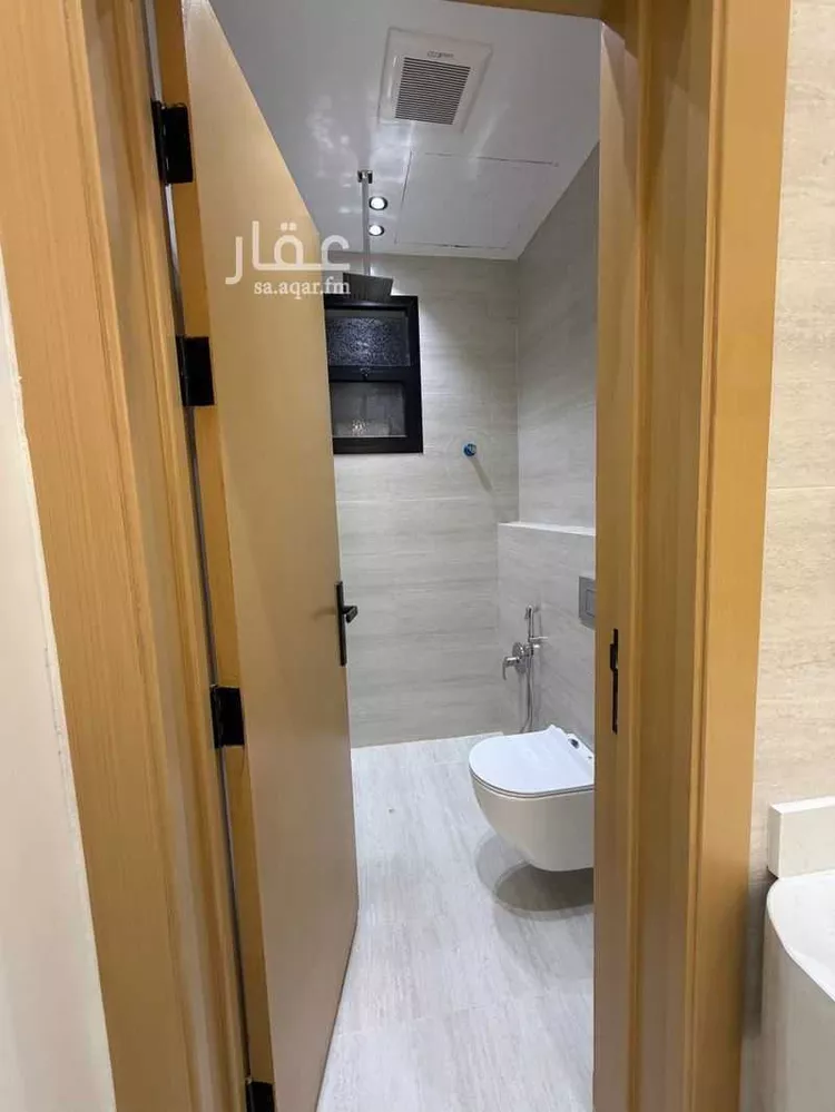دور للبيع في شارع الحسين الربعي, حي الحزم, مدينة الرياض, منطقة الرياض صورة 4