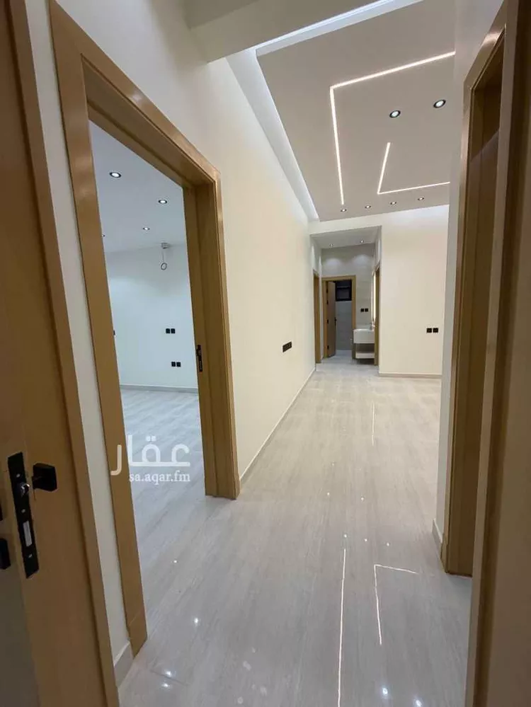 Floor for Sale in Riyadh Namar