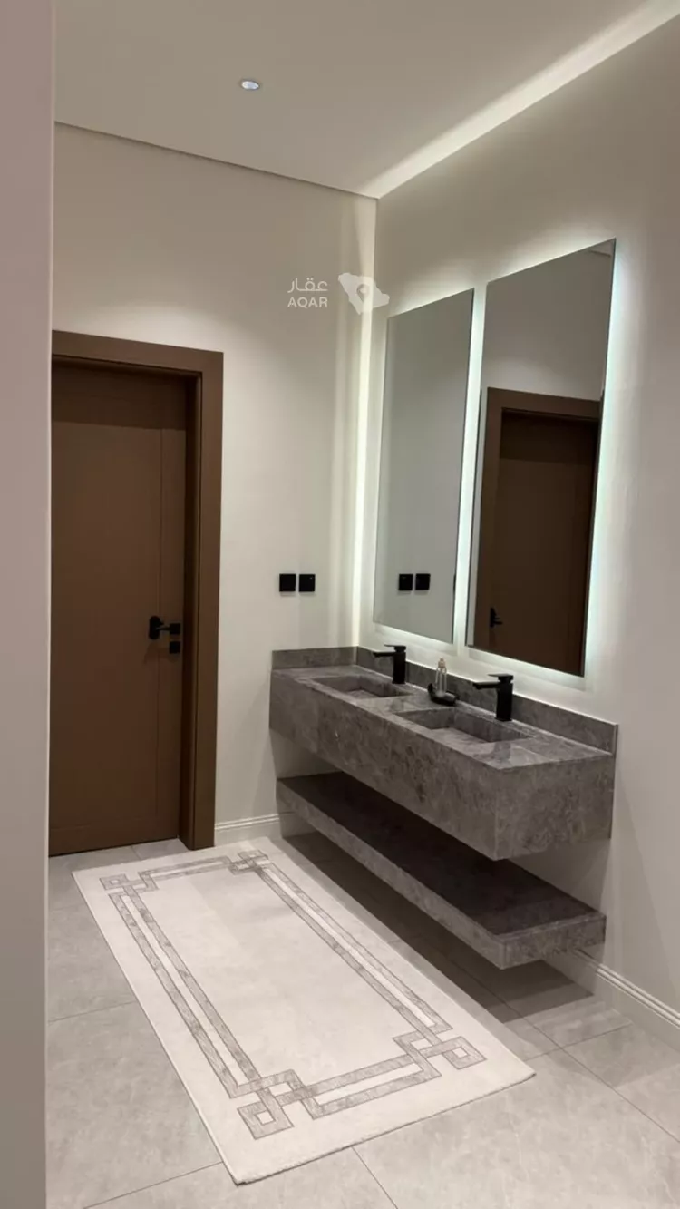 Floor for Rent in Riyadh Al Qadisiyah 3