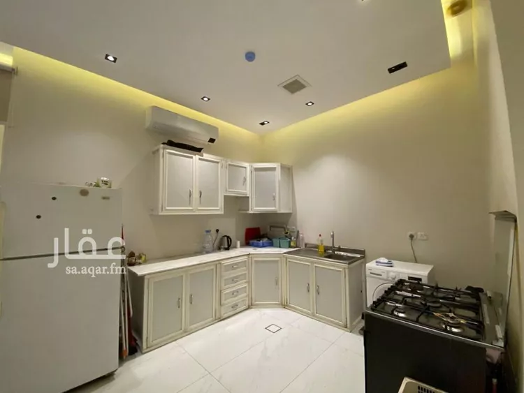 شقة للبيع في شارع حلل بنت أبي المكارم, حي المهدية, مدينة الرياض, منطقة الرياض 26