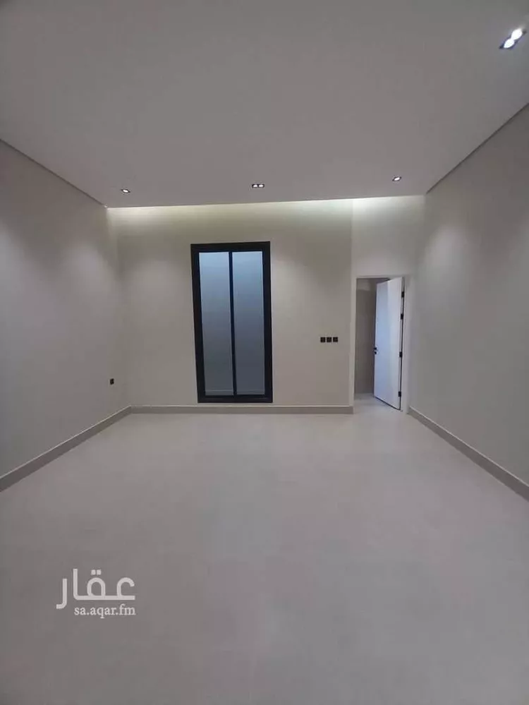 دور للبيع في شارع رافع بن يزيد, حي الورود, مدينة المزاحمية, منطقة الرياض صورة 5