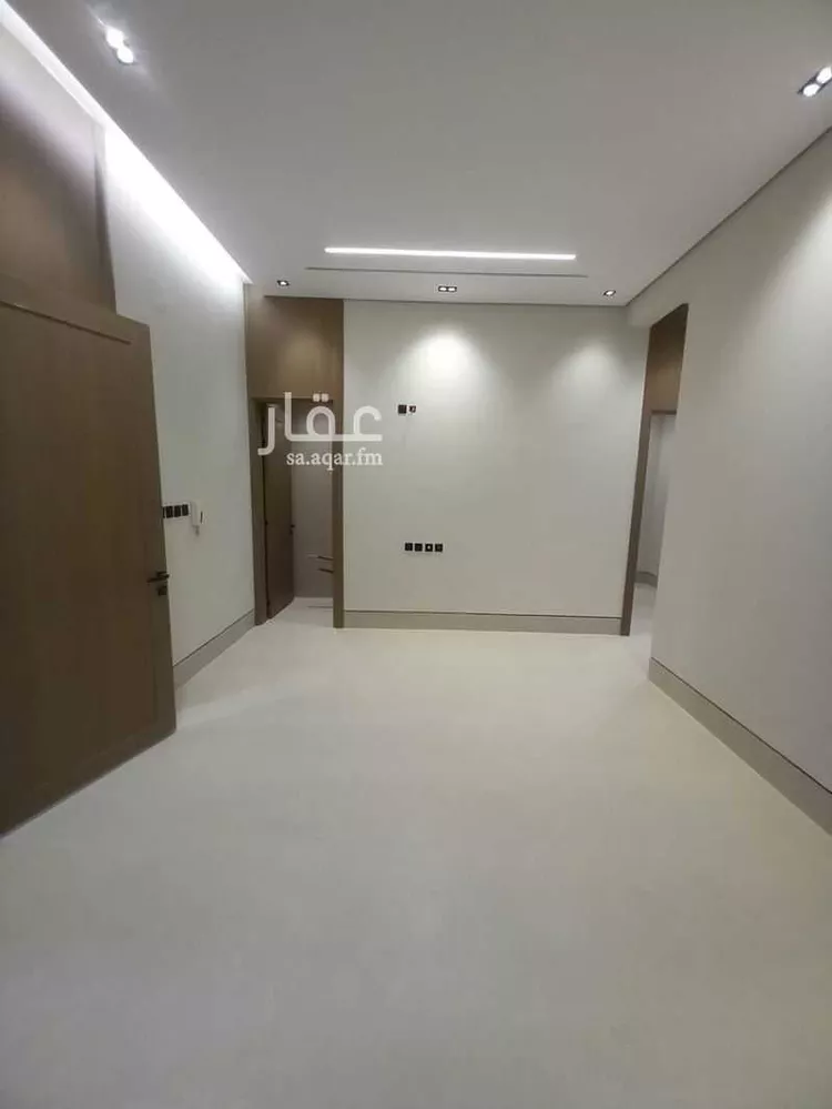 Floor for Sale in Riyadh Az Zahrah 8