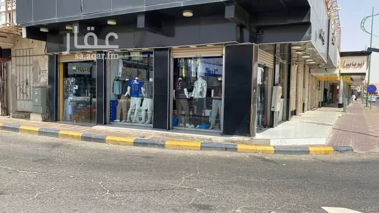 عمارة للبيع في شارع 3905421, حي أبو موسى الأشعري, مدينة حفر الباطن, المنطقة الشرقية صورة 4