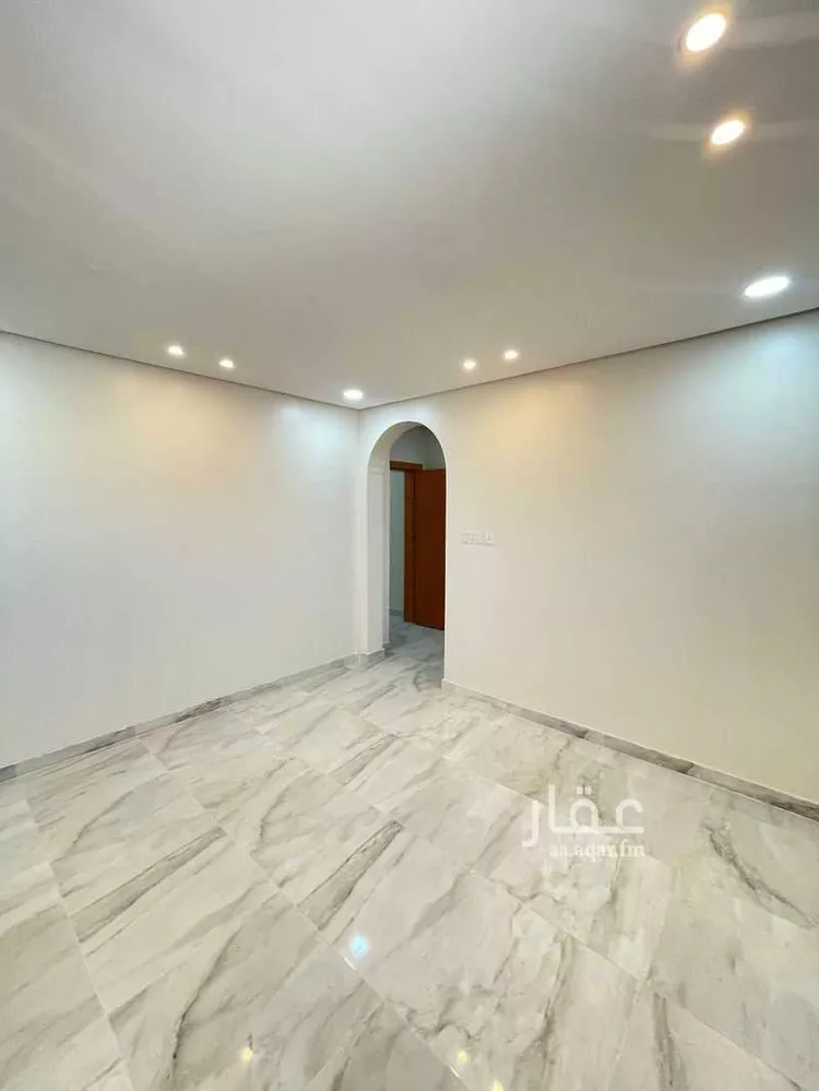 عمارة للبيع في شارع العزيزية 38, حي العزيزية, مدينة الجبيل, المنطقة الشرقية 10