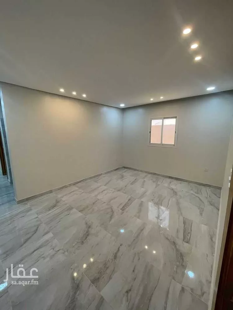 عمارة للبيع في شارع العزيزية 38, حي العزيزية, مدينة الجبيل, المنطقة الشرقية صورة 5