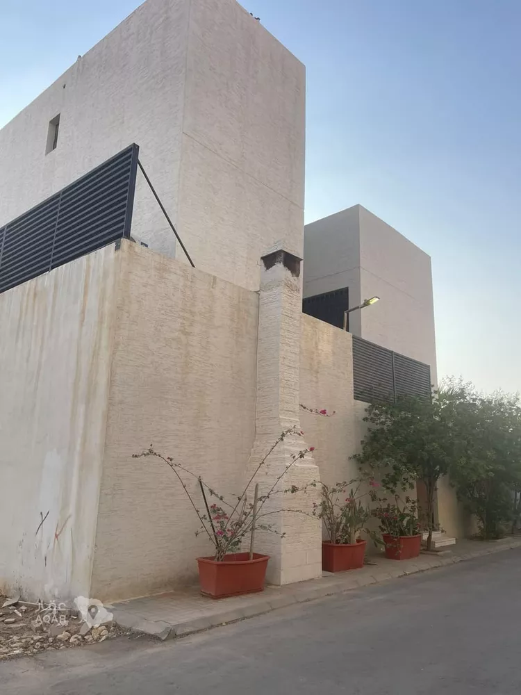 فيلا للبيع في شارع الحسين بن خالوية, حي المهدية, مدينة الرياض, منطقة الرياض 2