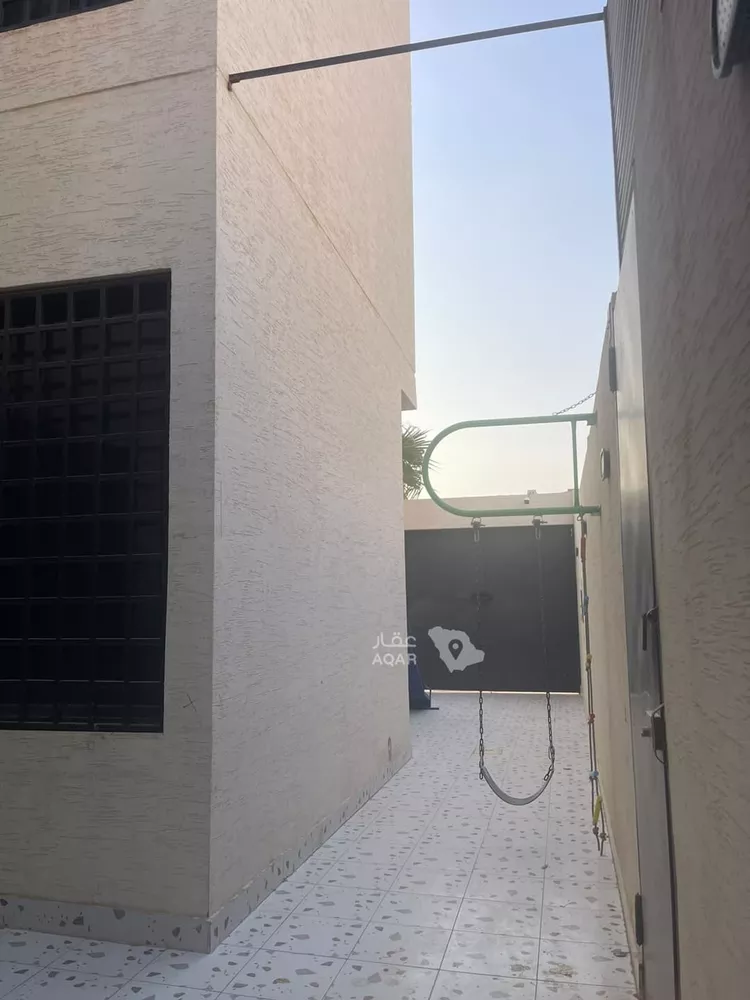 فيلا للبيع في شارع الحسين بن خالوية, حي المهدية, مدينة الرياض, منطقة الرياض 7