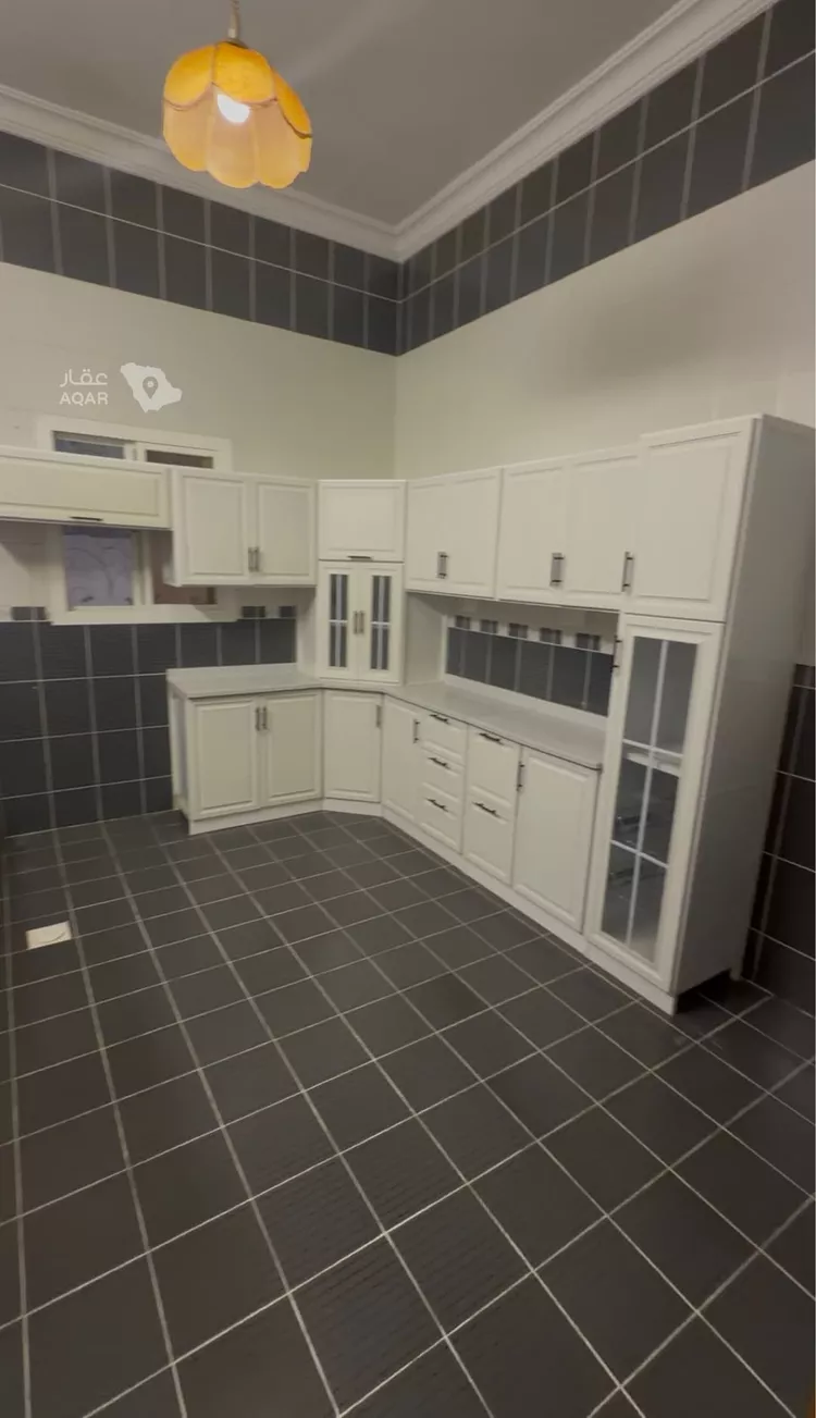 Floor for Rent in Taif Umm Alarad 5