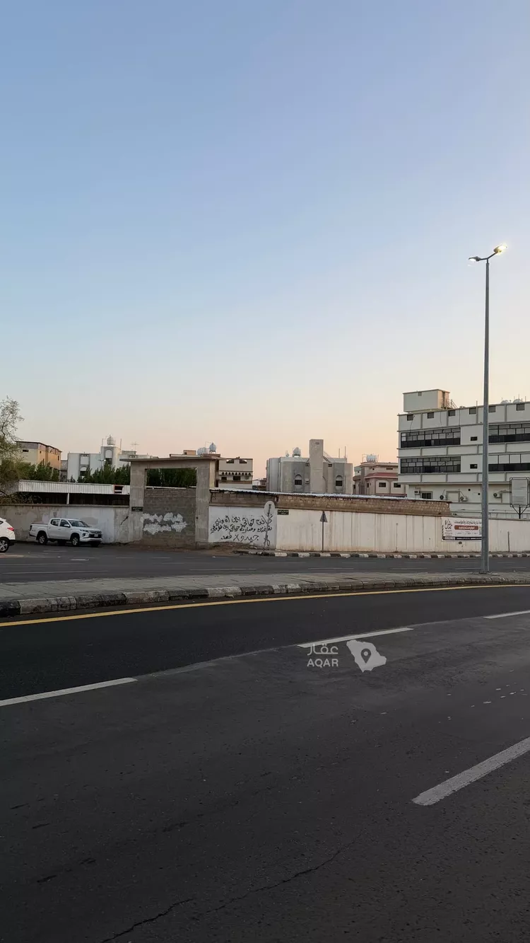 أرض للإيجار في شارع خالد بن الوليد, حي القطبية الغربية, مدينة الطائف, منطقة مكة المكرمة