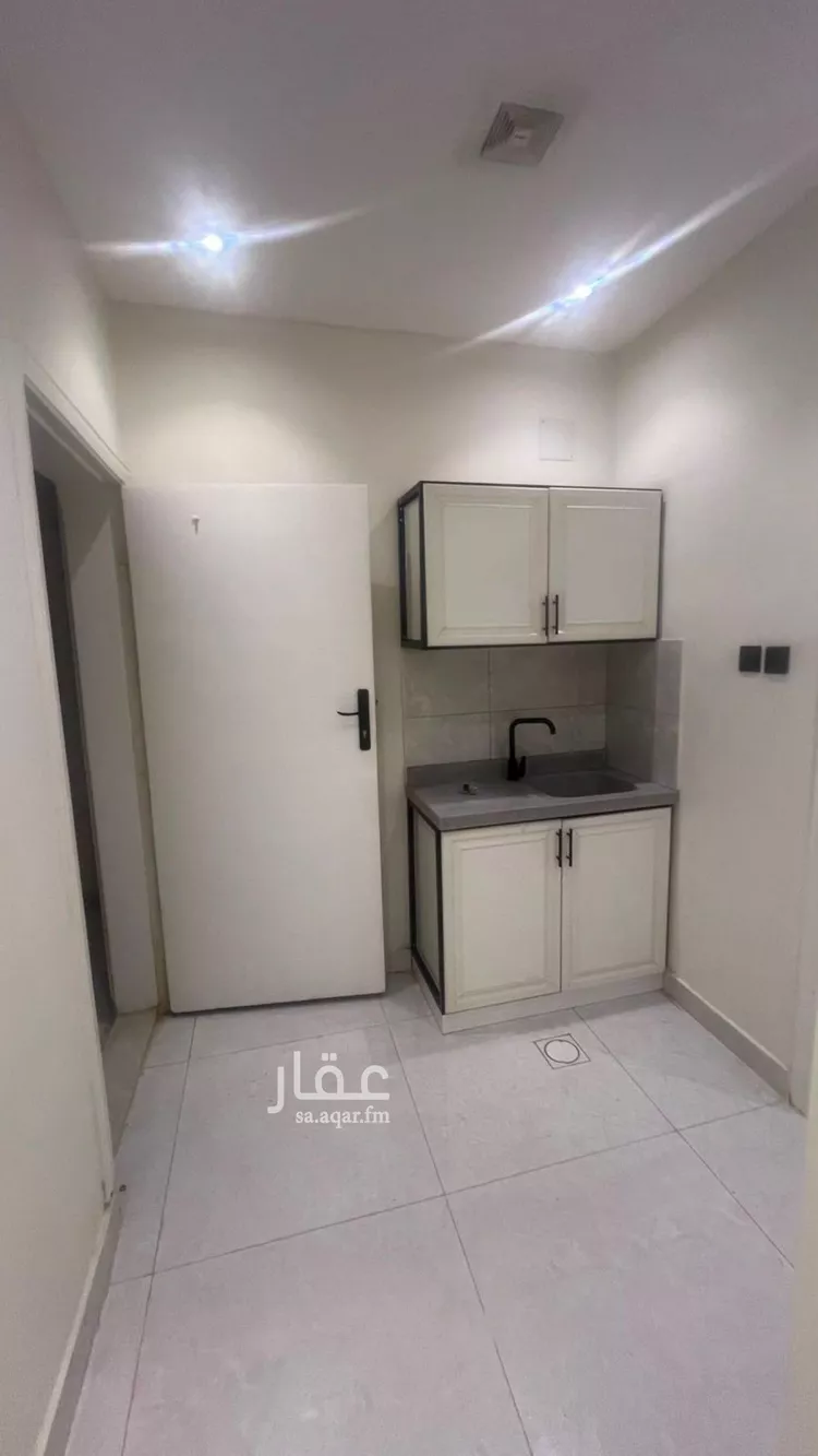 Studio for rent in Riyadh Al Khaleej