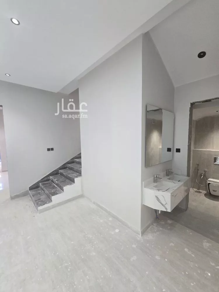 فيلا للبيع في شارع سعيد بن أبي العروبة, حي الخليج, مدينة الرياض, منطقة الرياض صورة 4