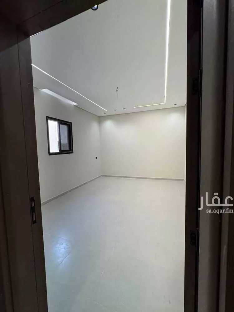 شقة للبيع في شارع خديجة بنت خويلد, حي السويس 1, مدينة جازان, منطقة جازان صورة 5