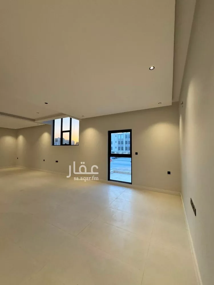 دور للبيع في شارع محمود الجويني, حي العارض, مدينة الرياض, منطقة الرياض صورة 4