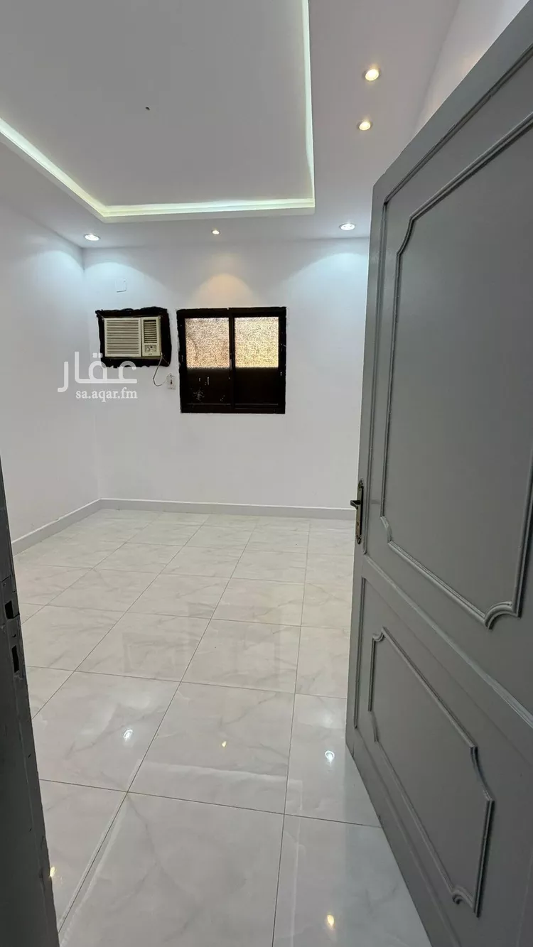 Floor for Rent in Riyadh Tuwaiq