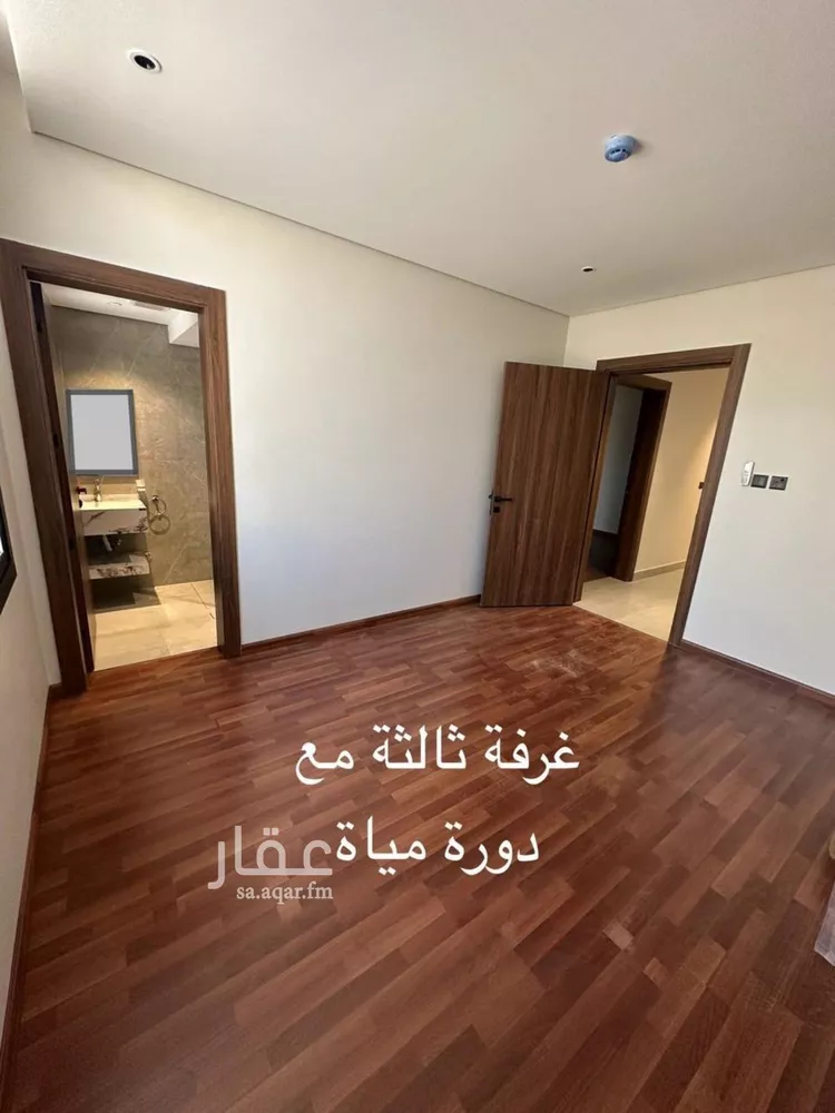 فيلا للإيجار في شارع محمد بن جريج, حي العارض, مدينة الرياض, منطقة الرياض صورة 2