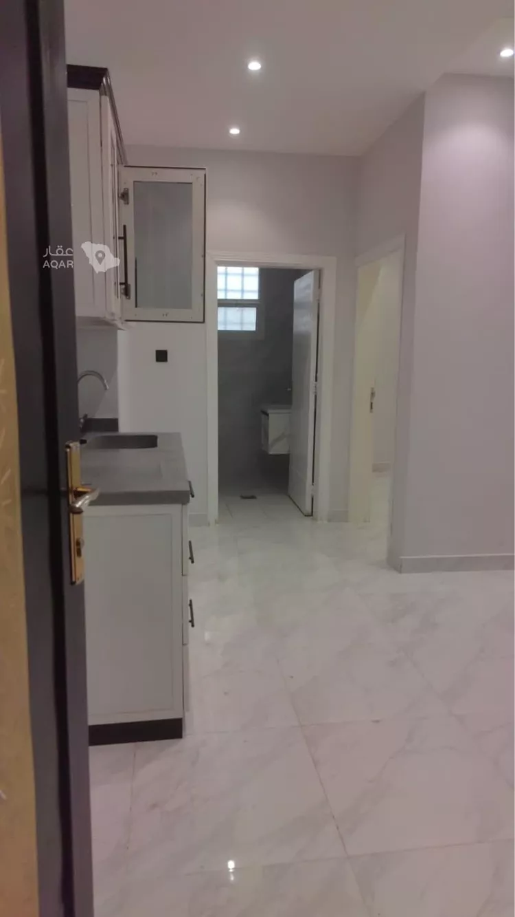 Apartment for Rent in Riyadh Al Aziziyah 3