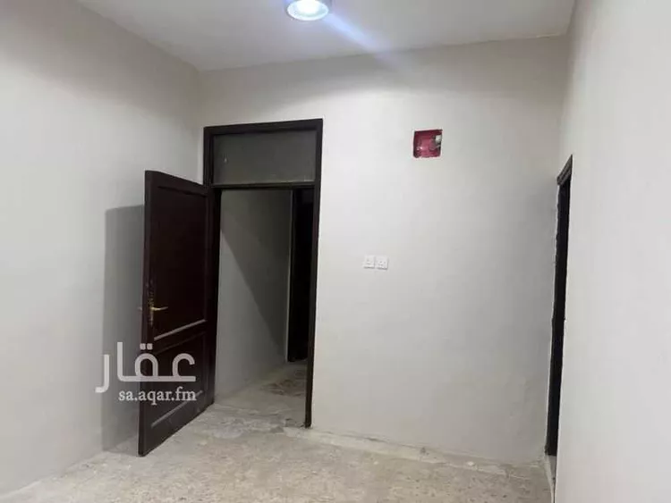 فيلا للبيع في شارع ناصر بن جعوان, حي غبيرا, مدينة الرياض, منطقة الرياض صورة 4