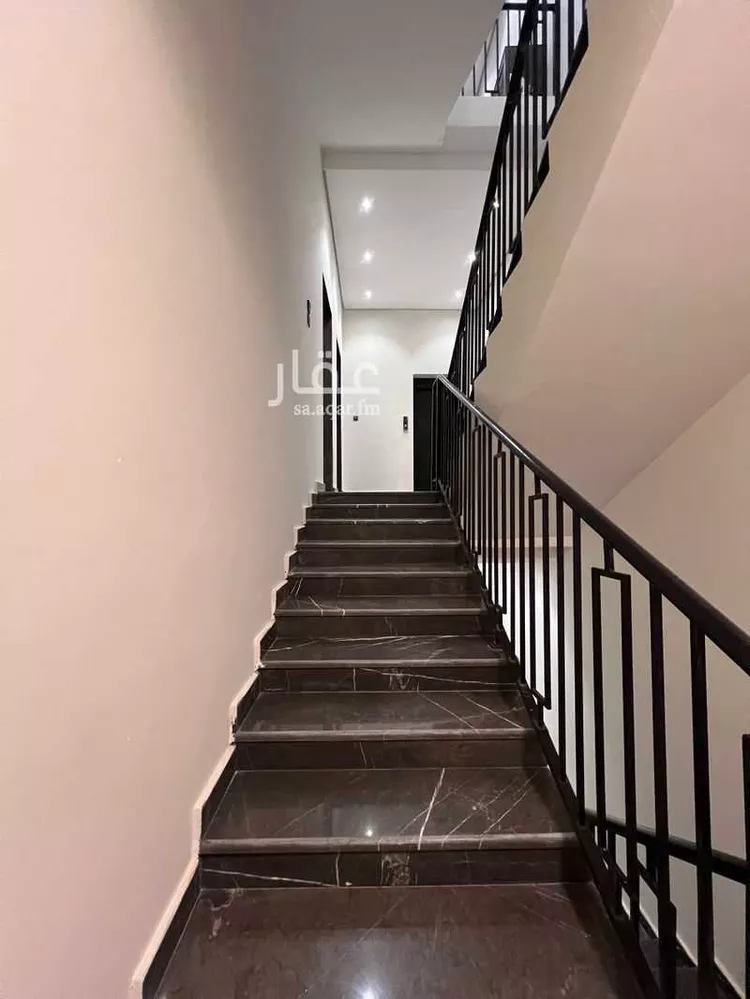 دور للبيع في شارع تقي الدين بن حزن, حي طويق, مدينة الرياض, منطقة الرياض صورة 5