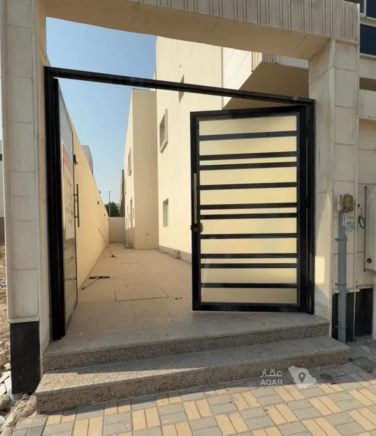 فيلا للبيع في شارع زياد بن جارية, حي طيبة, مدينة الدمام, المنطقة الشرقية