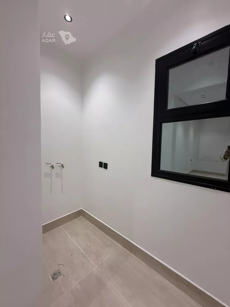 شقة للبيع في شارع اصبهان, حي الفيحاء, مدينة الدمام, المنطقة الشرقية 8