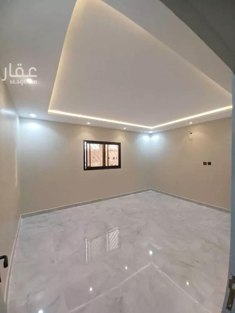 Building for Sale in Riyadh Dhahrat Namar