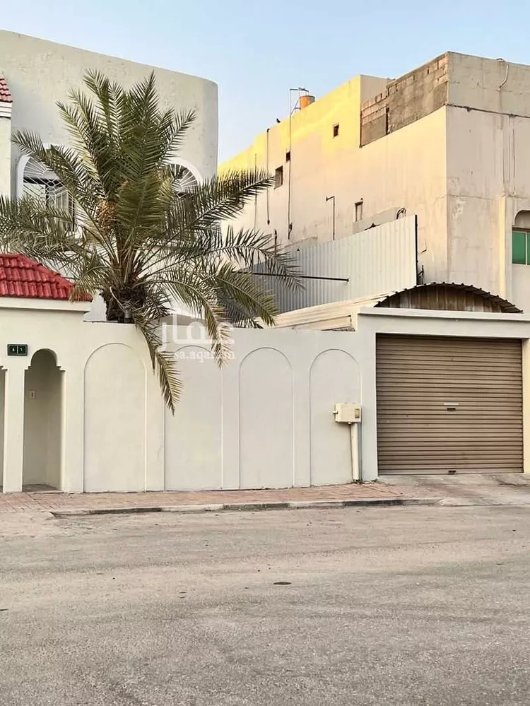 فيلا للبيع في شارع زيد بن بشر, حي الحمراء, مدينة الدمام, المنطقة الشرقية