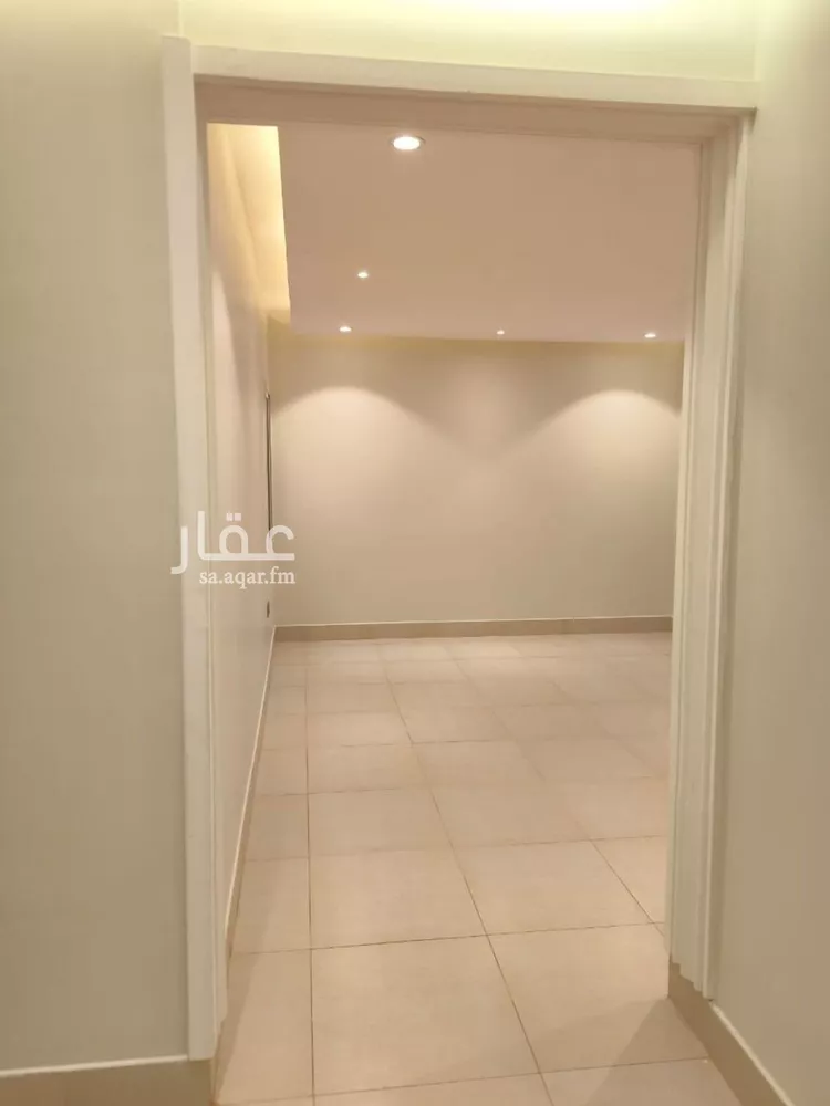 شقة للإيجار في شارع الشيخ عبدالله بن جبرين, حي القيروان, مدينة الرياض, منطقة الرياض