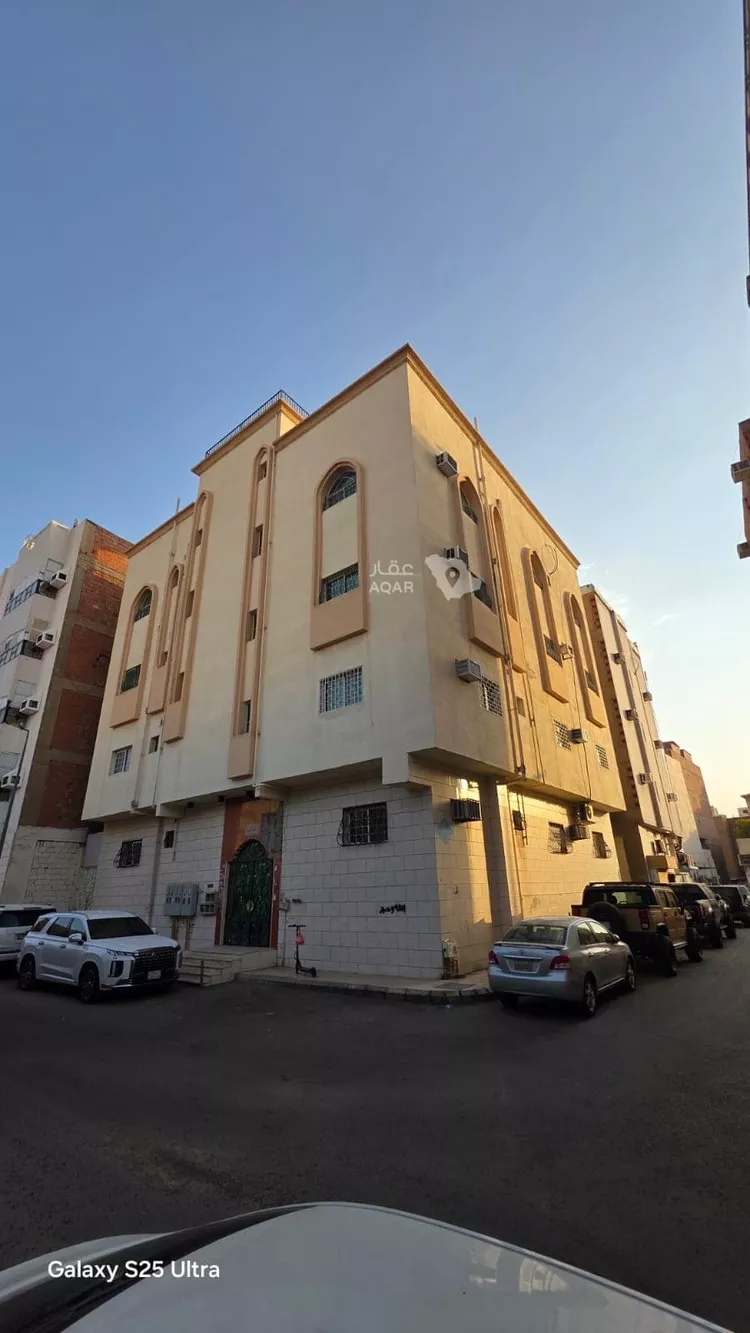 Building for Sale in Medina Bani Moawya صورة 2