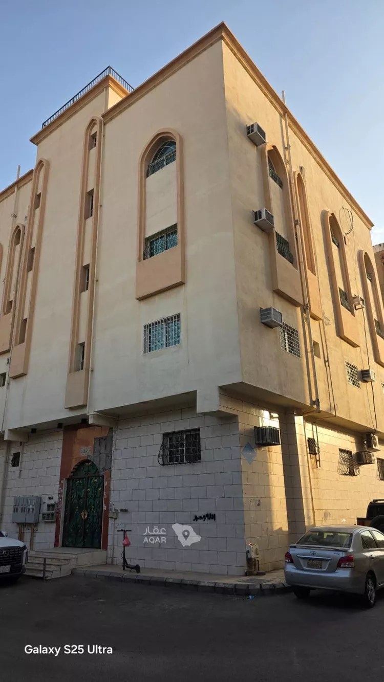 Building for Sale in Medina Bani Moawya