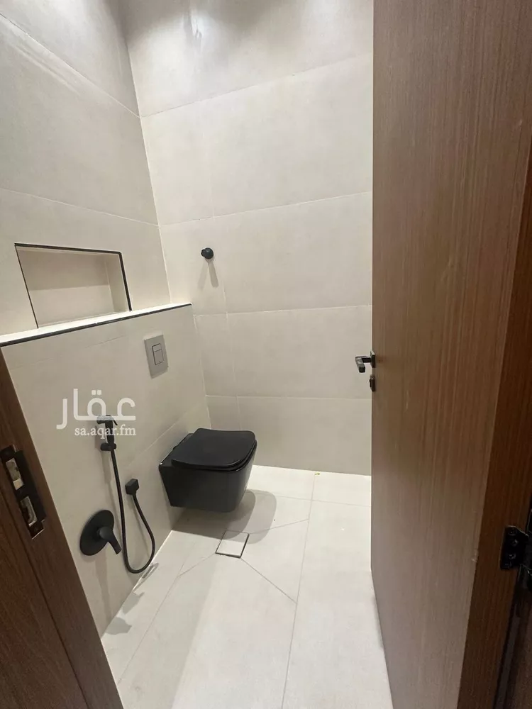 فيلا للبيع في شارع ابن عبدالقاهر, حي العارض, مدينة الرياض, منطقة الرياض صورة 2