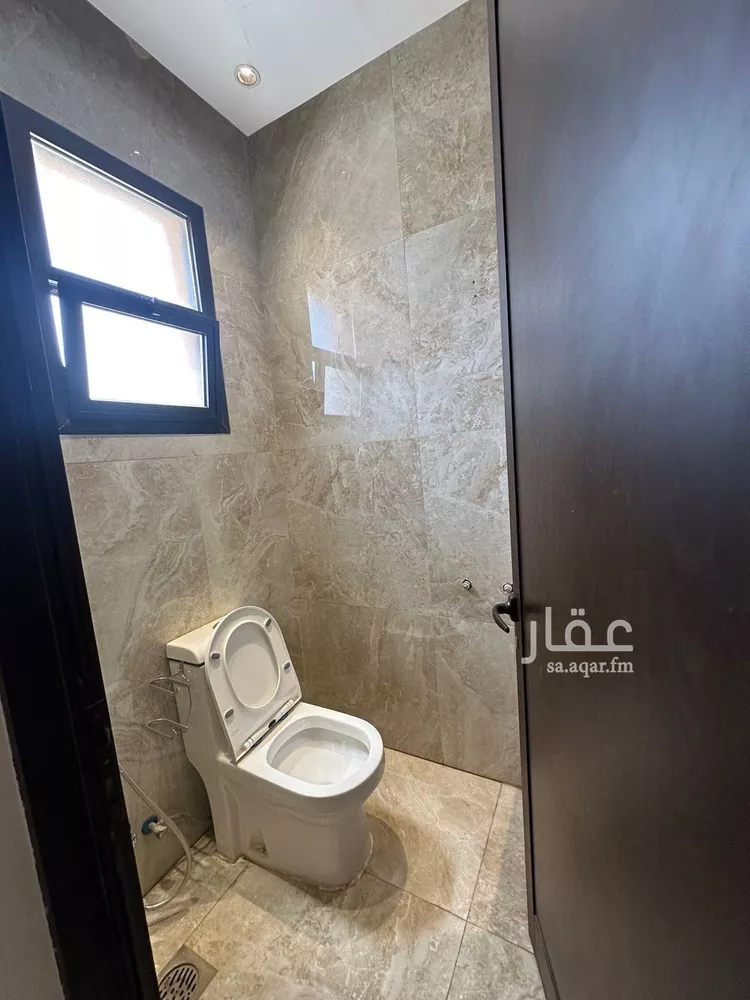 مكتب تجاري للإيجار في شارع الملك عبدالعزيز ابن عبدالرحمن سعود الفرعي, حي العارض, مدينة الرياض, منطقة الرياض 6