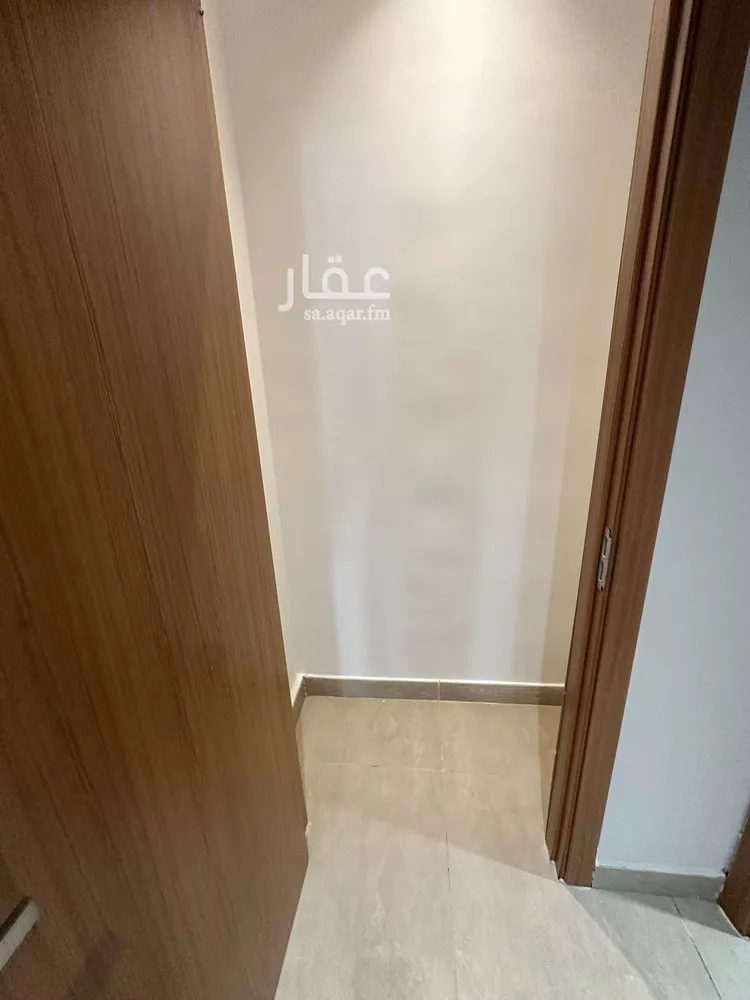 فيلا للإيجار في شارع المسلم بن سعيد, حي مطار الملك خالد الدولي, مدينة الرياض, منطقة الرياض 14