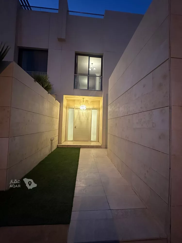 Villa for Rent in Ad Diriyah Al Khalidiyah 4