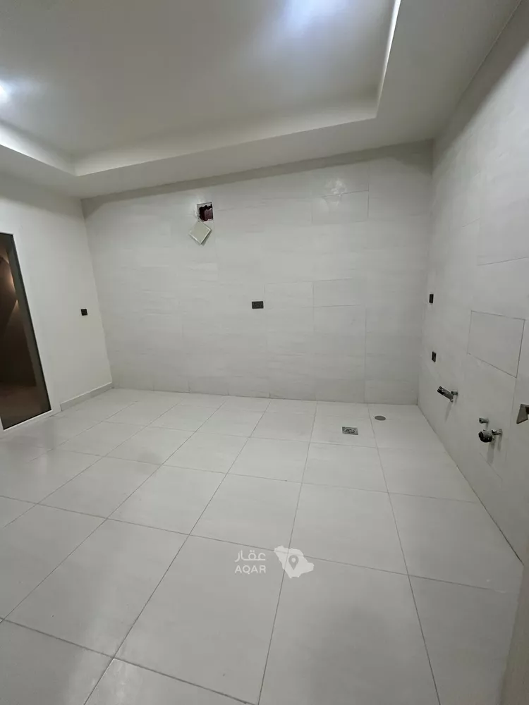 فيلا للإيجار في شارع عبدالحق بن سعيد, حي مطار الملك خالد الدولي, مدينة الرياض, منطقة الرياض 5